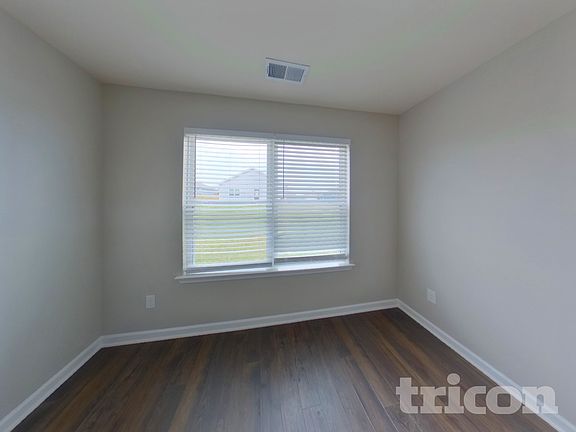 4th image of 2923 Beeswax St