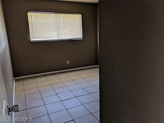 5th image of 2617 Cedar Ave APT 1