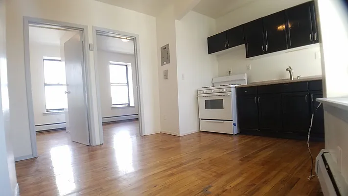 Rented by Compass | media 24