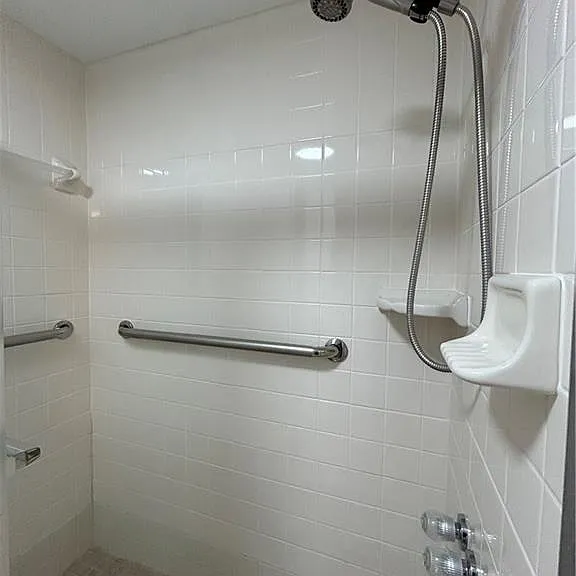 1205 Maple Ave — Photo 16