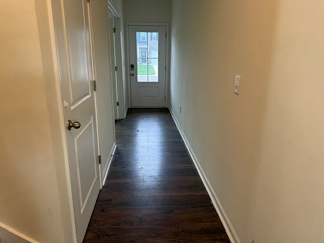 1429 Three Horses Ln — Photo 8