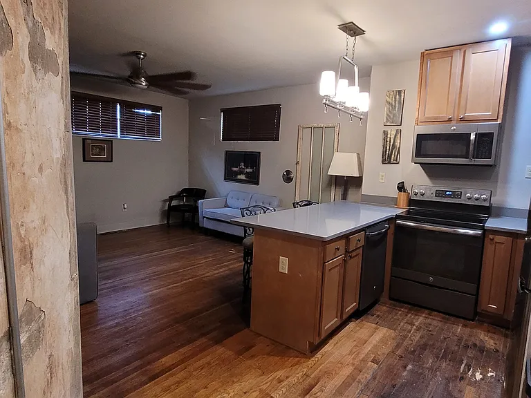 342 Forest Ave #C1 — Photo 13