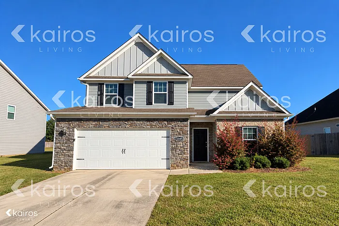 1045 Pilgrim Ln
