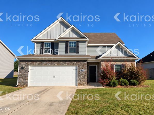 1045 Pilgrim Ln