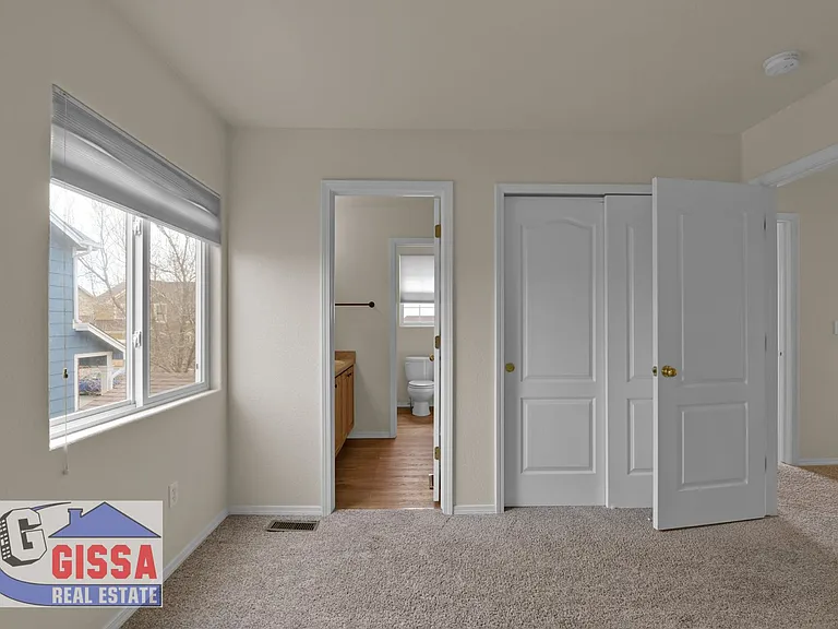 5532 Mountain Garland Dr — Photo 32