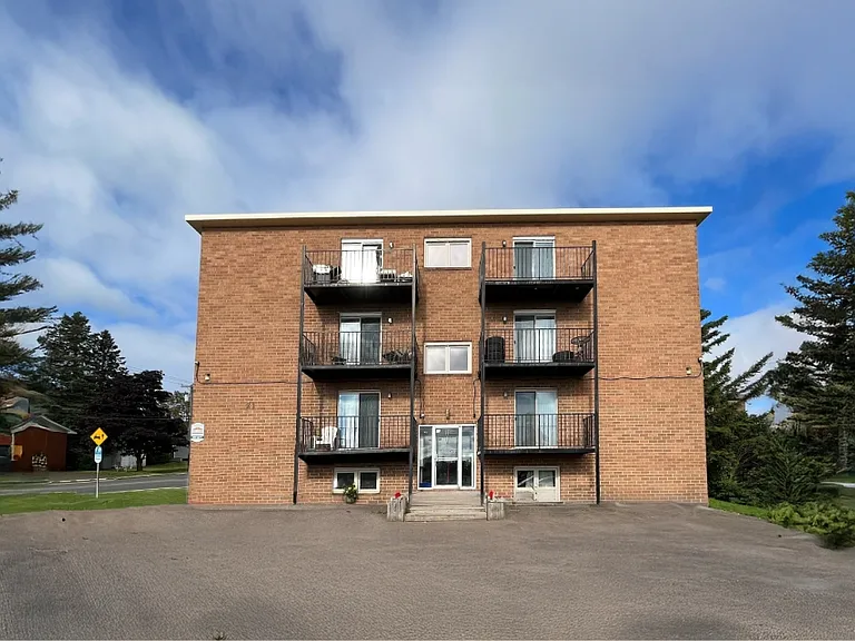 21 Connaught Ave #21C-4 — Photo 7