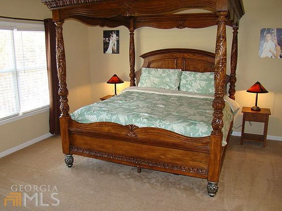 2nd image of 2347 Mahogany Glen Pl