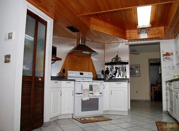 4th image of 6860 Circlecreek Dr