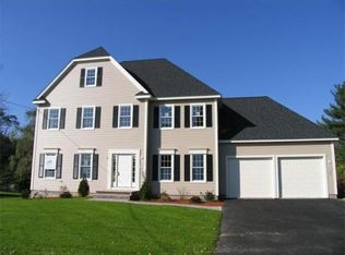 14 Deerfield Rd, Shrewsbury, MA 01545