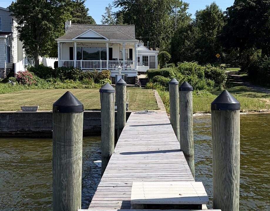 1st image of 509 Buena Vista Dr