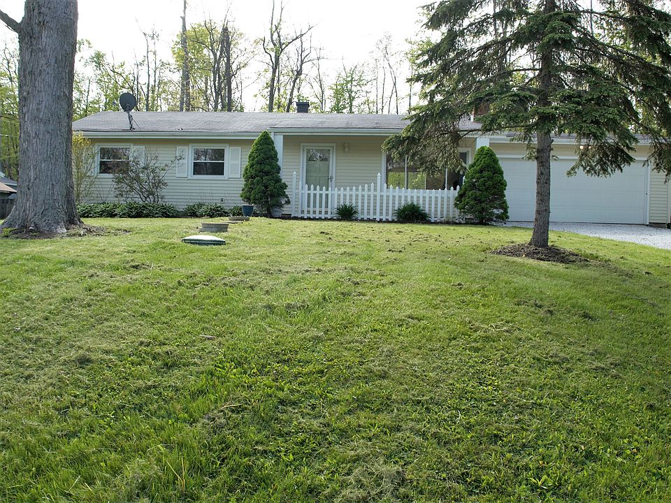 1st image of 13054 Cherry Ln