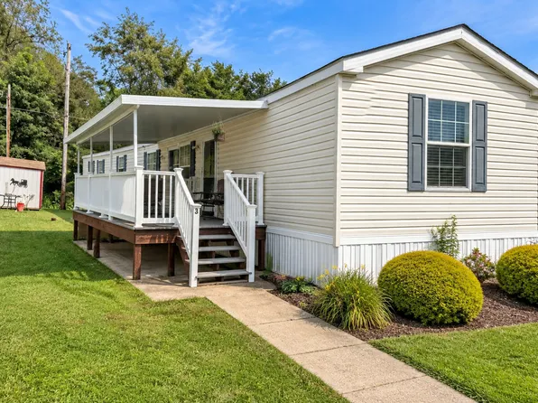 3 Hidden Valley Dr, Finleyville, PA 15332