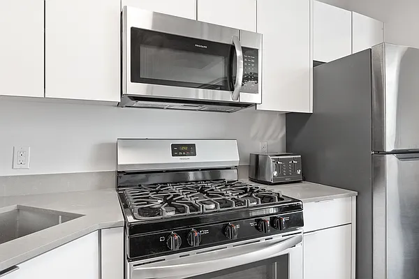 Rented by Corcoran | media 2