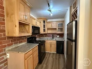655 E Campus Rd #26 — Photo 4
