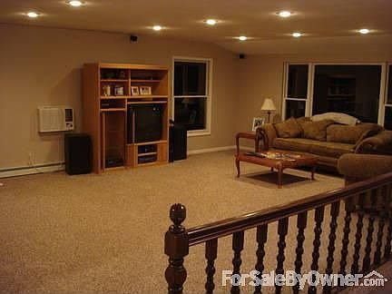 Living Room : Newly added on to the living room 2 years ago