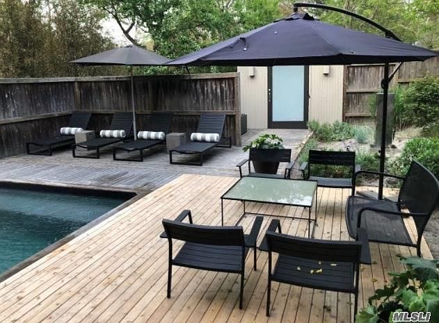1st image of 485 Tarpon Walk