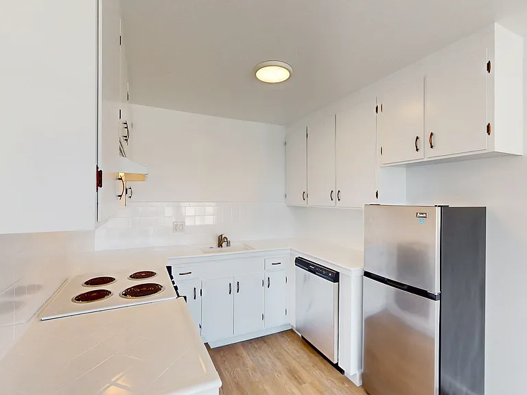 2525 Balboa St #201 — Photo 3