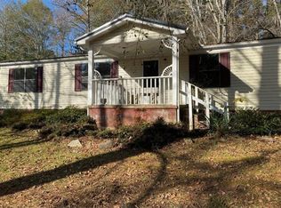 104 Navajo Trl, Bowdon, GA 30108