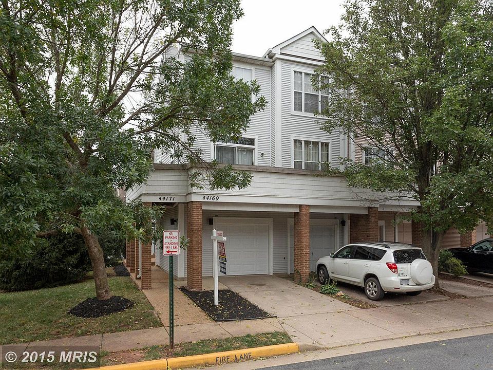 1st image of 44171 Mossy Brook Sq