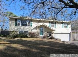 10517 Blaisdell Cir, Bloomington, MN 55420