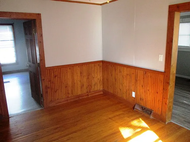 1019 W Taylor St — Photo 4