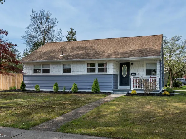 500 Jackson Ave, Magnolia, NJ 08049