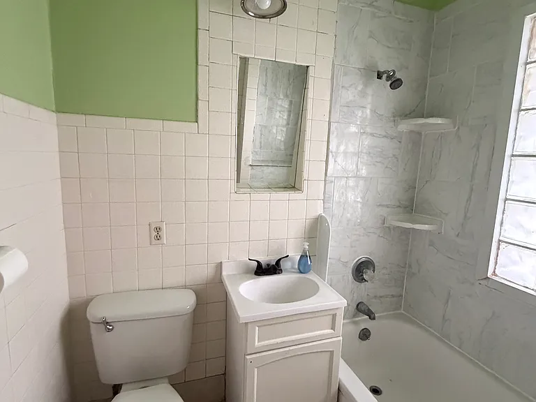 2647 S 28th St #2B — Photo 17