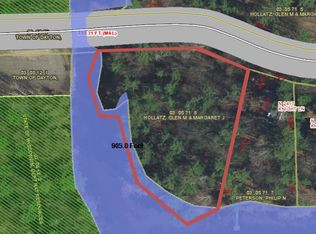 N2412 Knight Ln, Waupaca, WI 54981