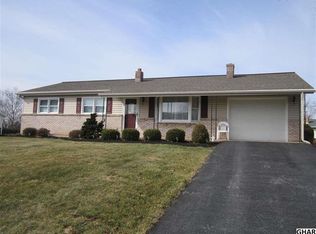 41 Arthur St, Hummelstown, PA 17036