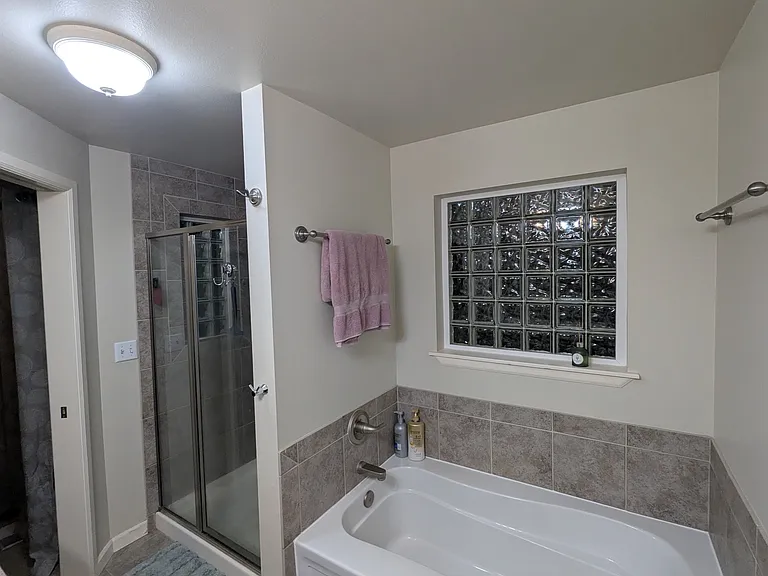 14870 SE 16th St #4 — Photo 12
