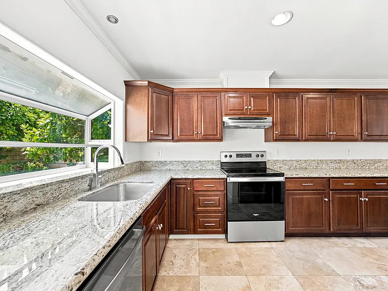 17006 Countrypark Ln — Photo 12