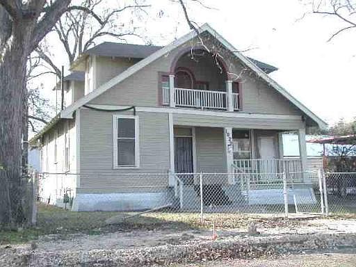 1st image of 1022 PASO HONDO ST