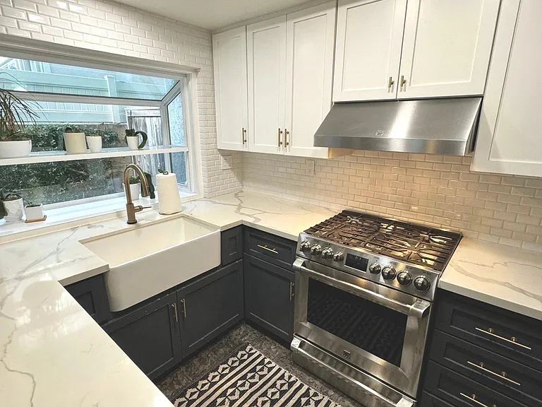 117 E Wilson St #B — Photo 6