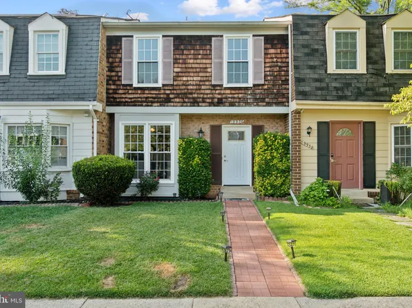 19936 Spur Hill Dr, Gaithersburg, MD 20886