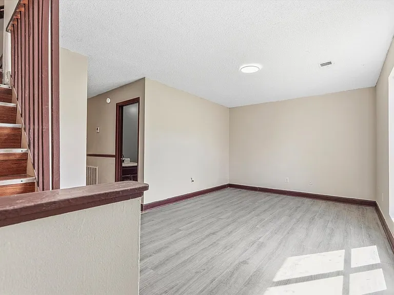 1803-1835 Cedar Heights Dr — Photo 38