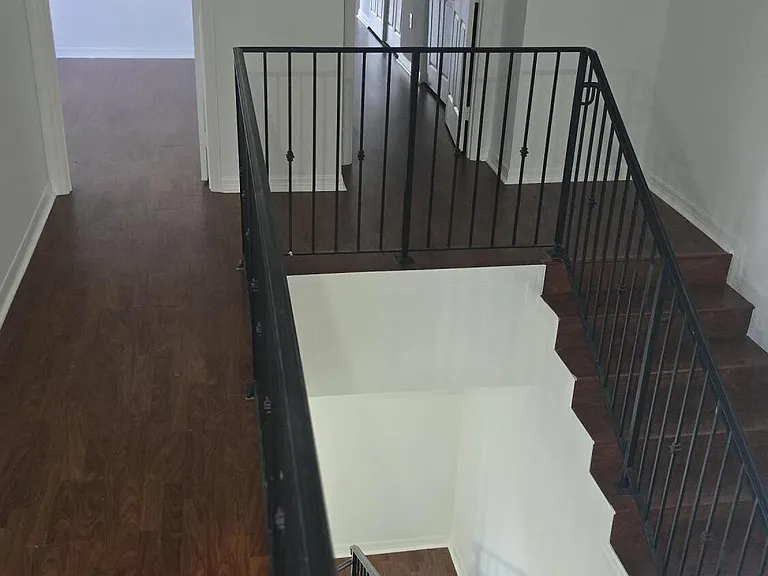 408 SW 9th St — Photo 8