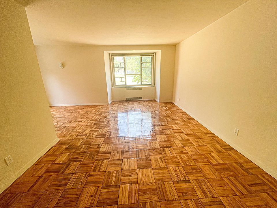 1st image of 188-35 69th Ave