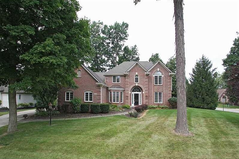 1st image of 123 Cambridge Ct