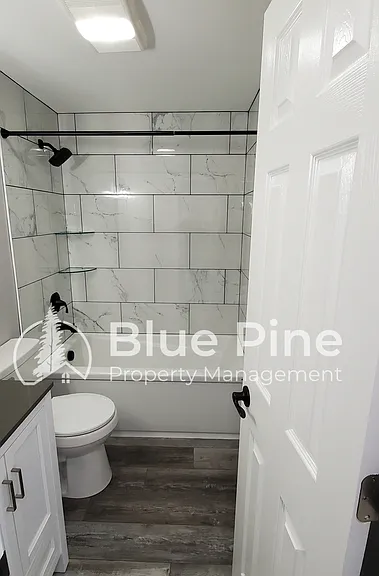 2348 Stace St #2 — Photo 7