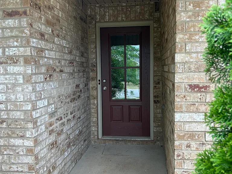 122 Daymark Dr — Photo 2