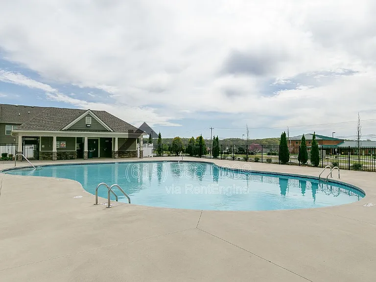 4018 Commons Dr — Photo 31