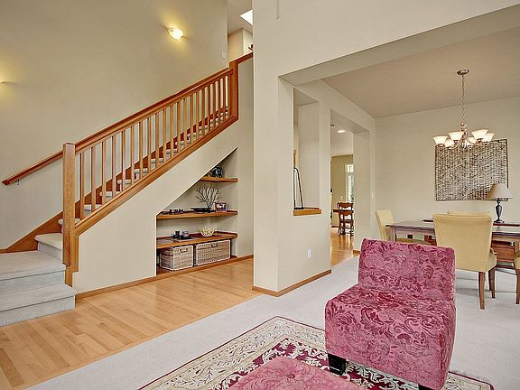3rd image of 20233 12th Ave W