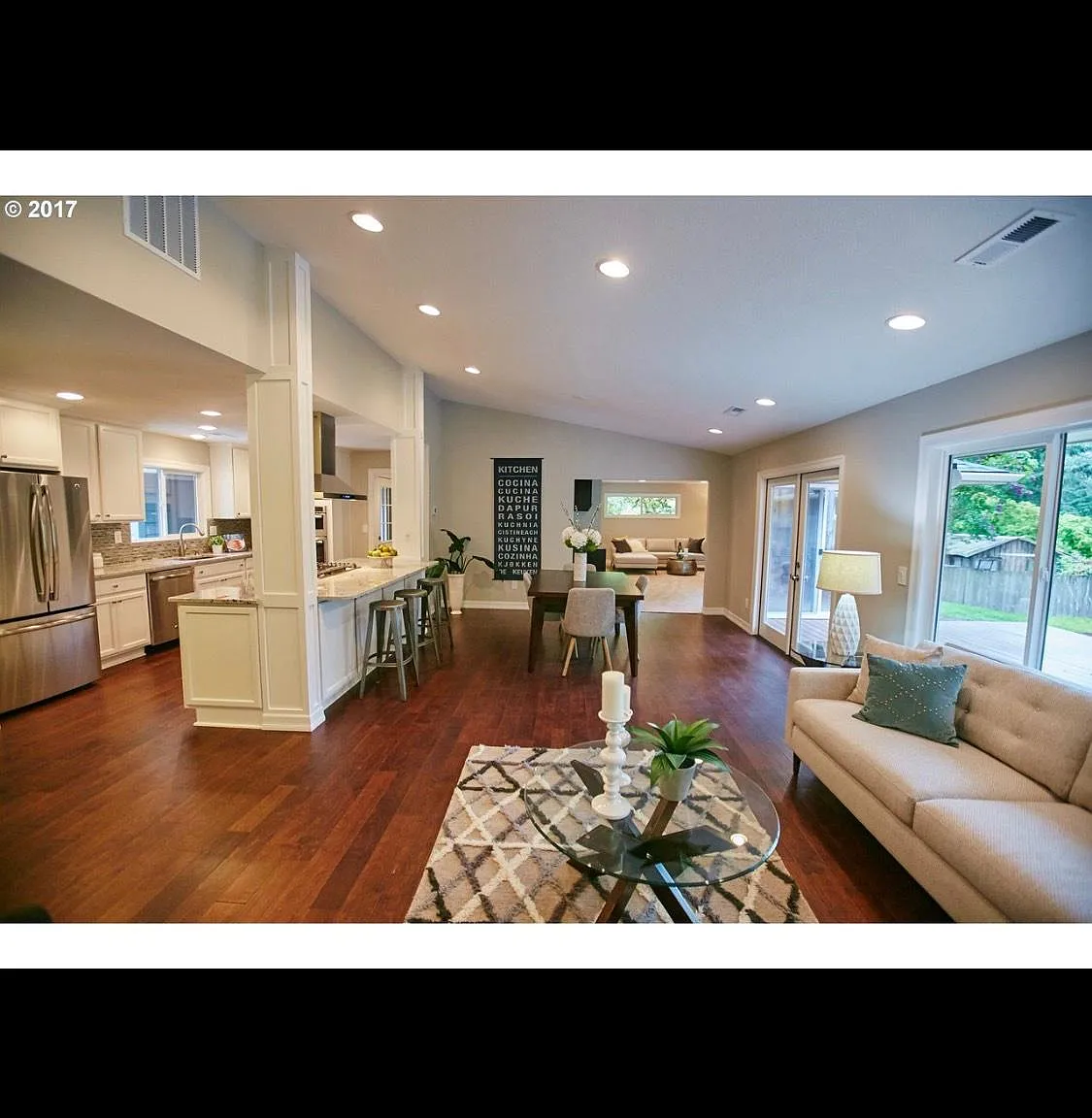 3 bed, 2309 sqft, $4,250 — Photo 3