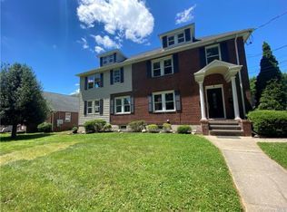 9 Nassau Rd FLOOR 1, Glen Cove, NY 11542