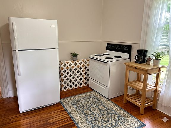 5th image of 165 Brunswick St #5