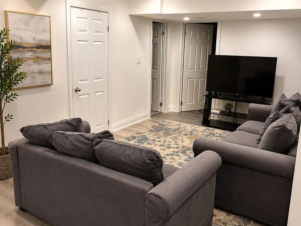 243 Orchard Heights Blvd