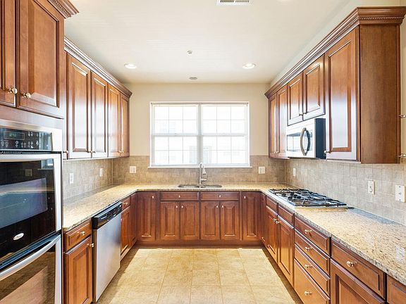 5th image of 4427 Beechstone Ln