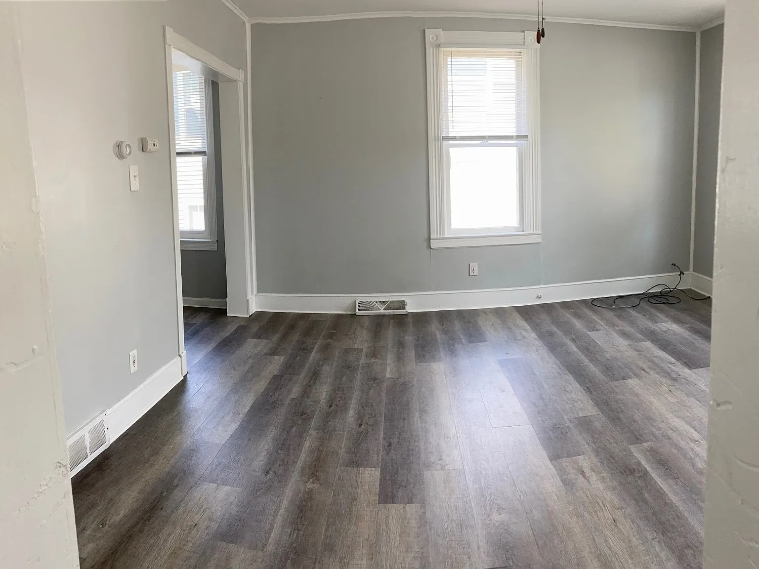 4 bed, 1333 sqft, $2,476 — Photo 4