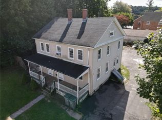 44 Wells St, Manchester, CT 06040