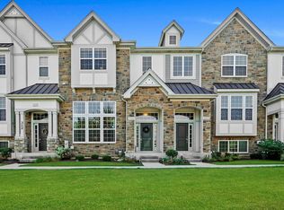 316 Sype Dr, Carol Stream, IL 60188